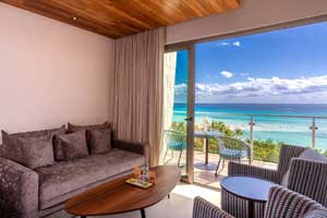 The Ocean front Platinum King Junior Suite