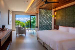 Platinum King Junior Suite at Sandos Playacar Beach Resort
