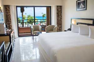 Select Club Ocean Front rooms at Sandos Playacar Beach Resort & Spa